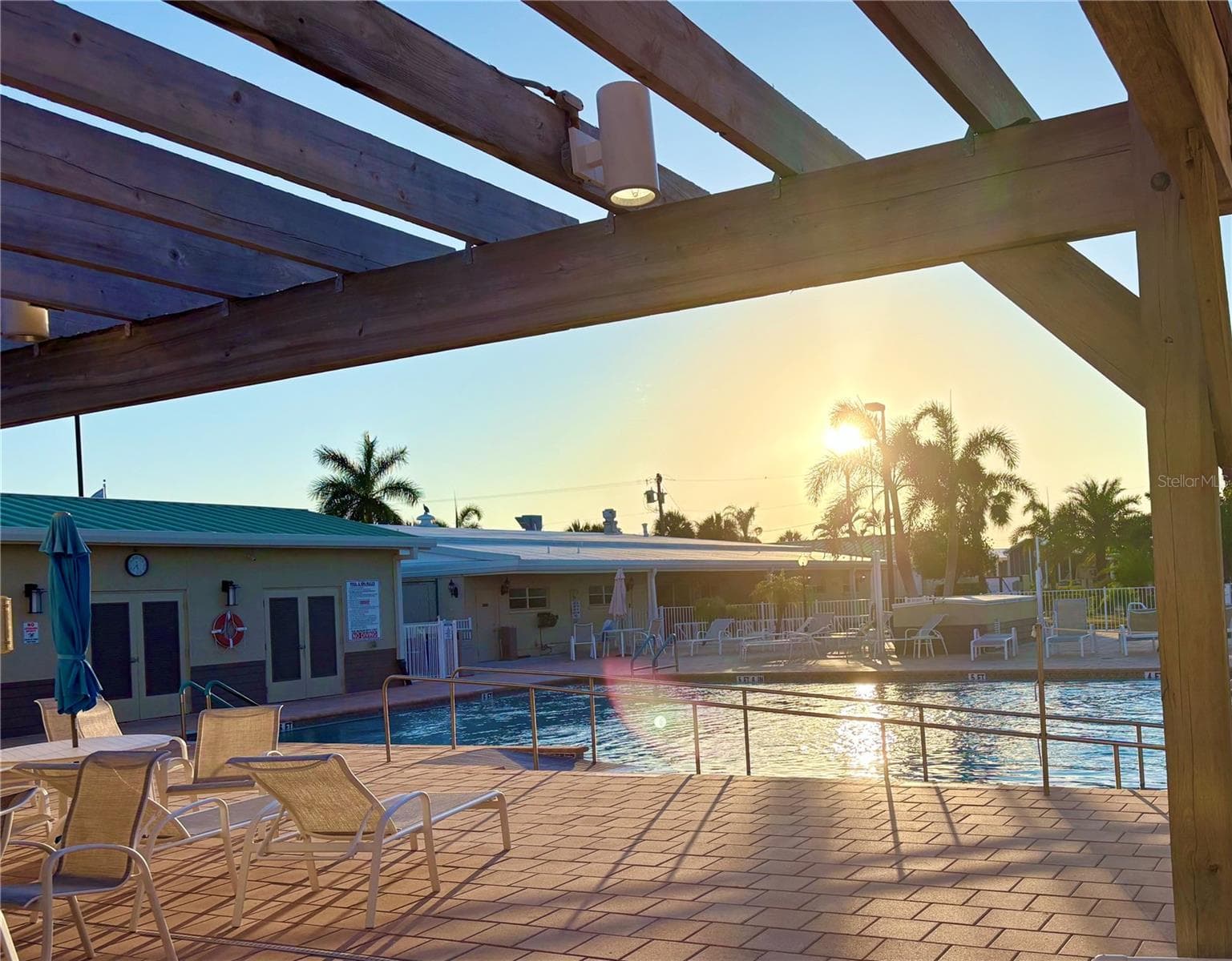 Pool - 603 S GREEN CIR, VENICE