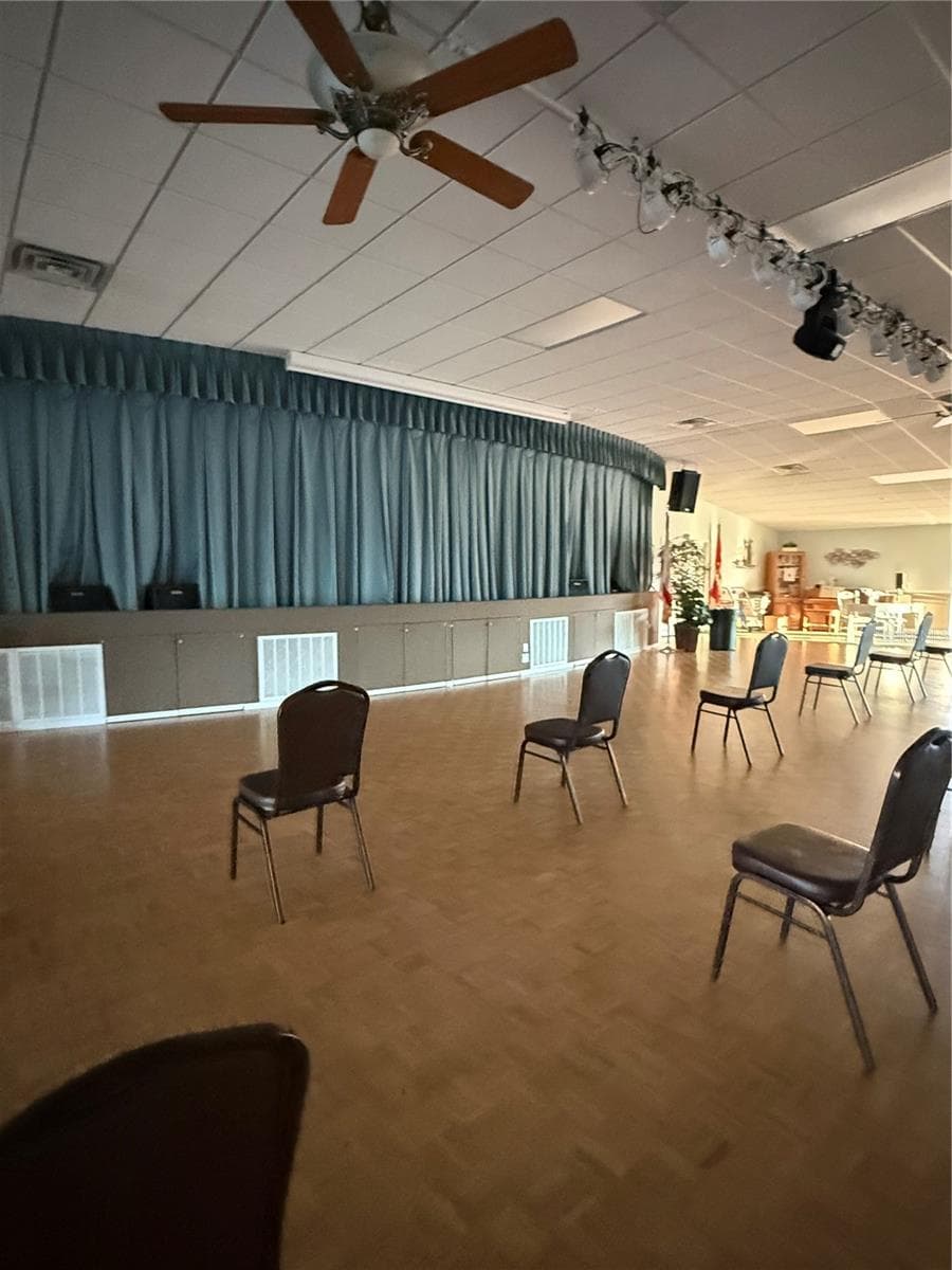 Performance Room - 603 S GREEN CIR, VENICE