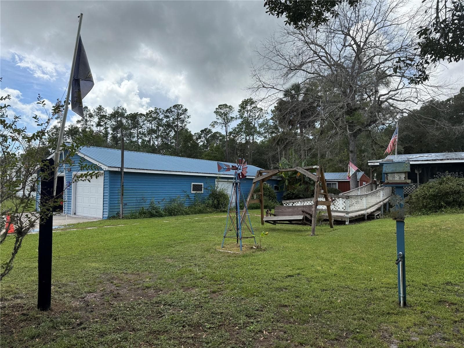 The potential of this 24x60 garage - 1844 PAPAYA ST, BUNNELL