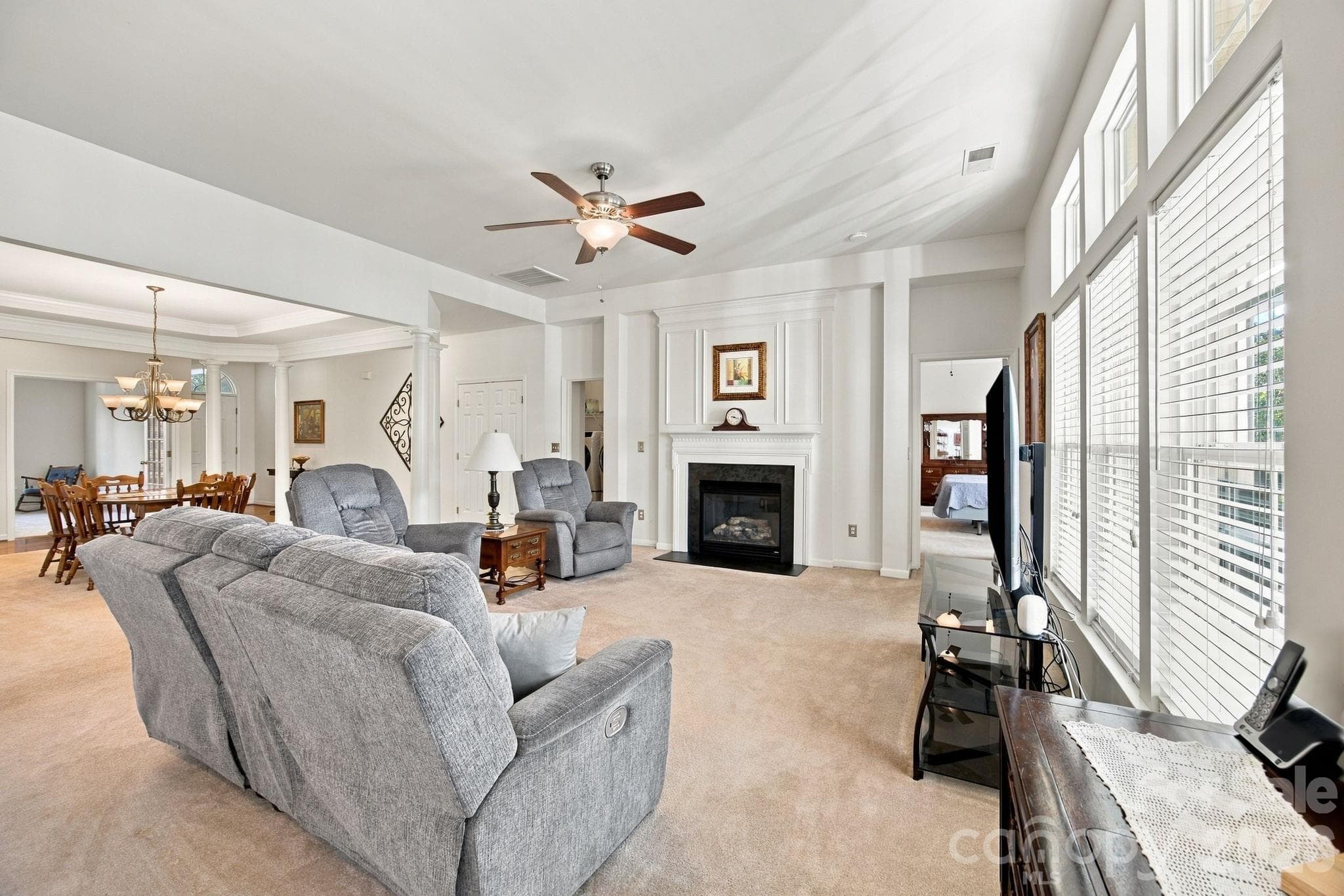Single Family Residence at 2723 Sunberry Lane NW, Concord, photo 10 of 29