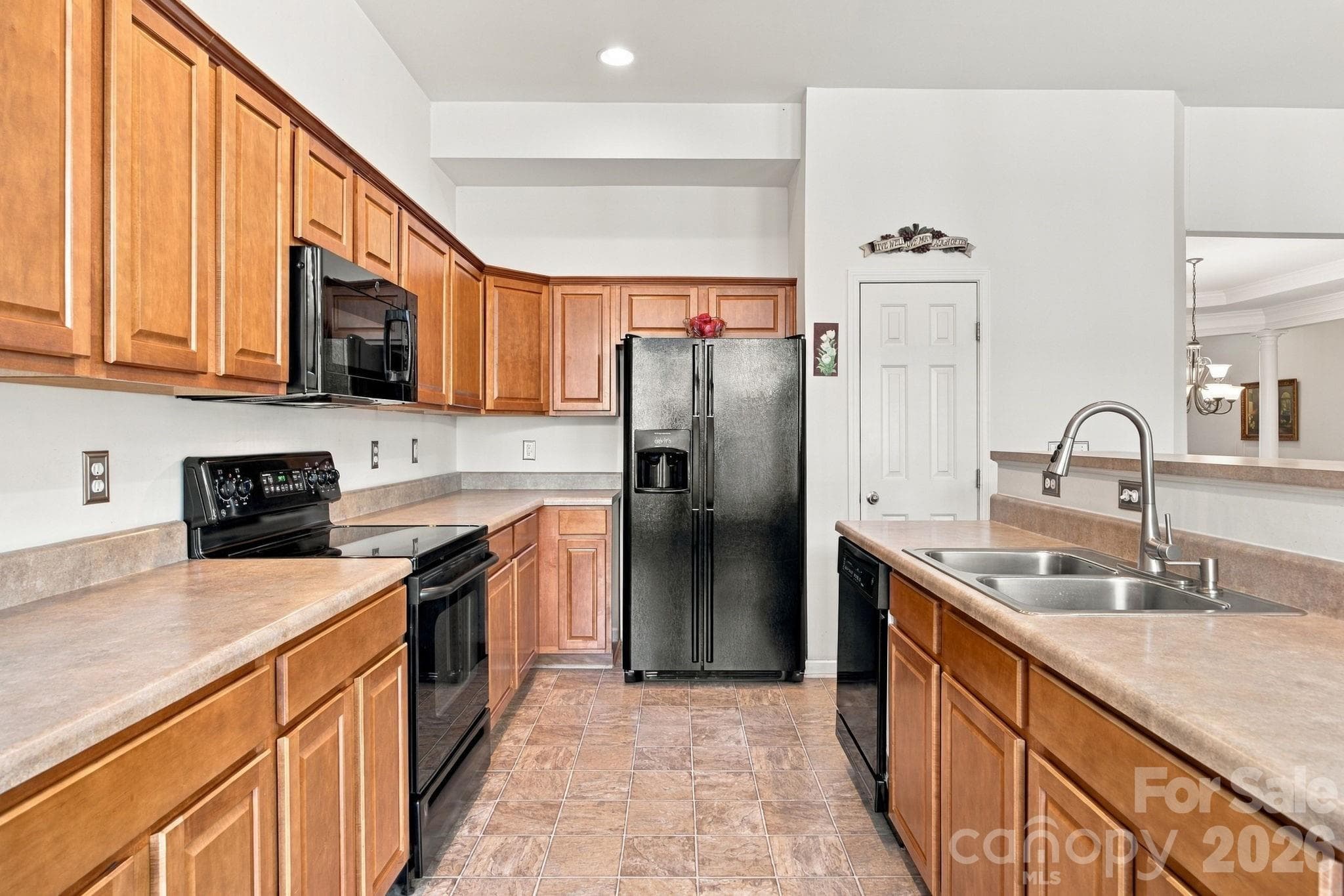 Single Family Residence at 2723 Sunberry Lane NW, Concord, photo 12 of 29
