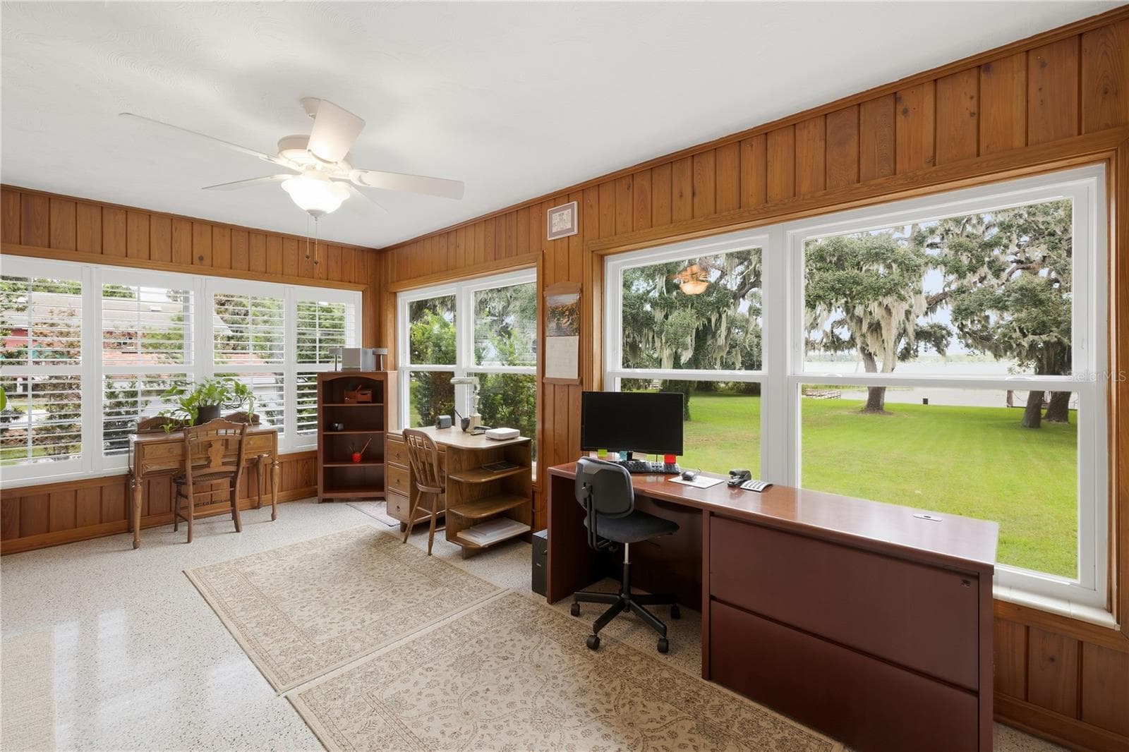 Florida Room - 2314 N GRIFFIN DR, LEESBURG