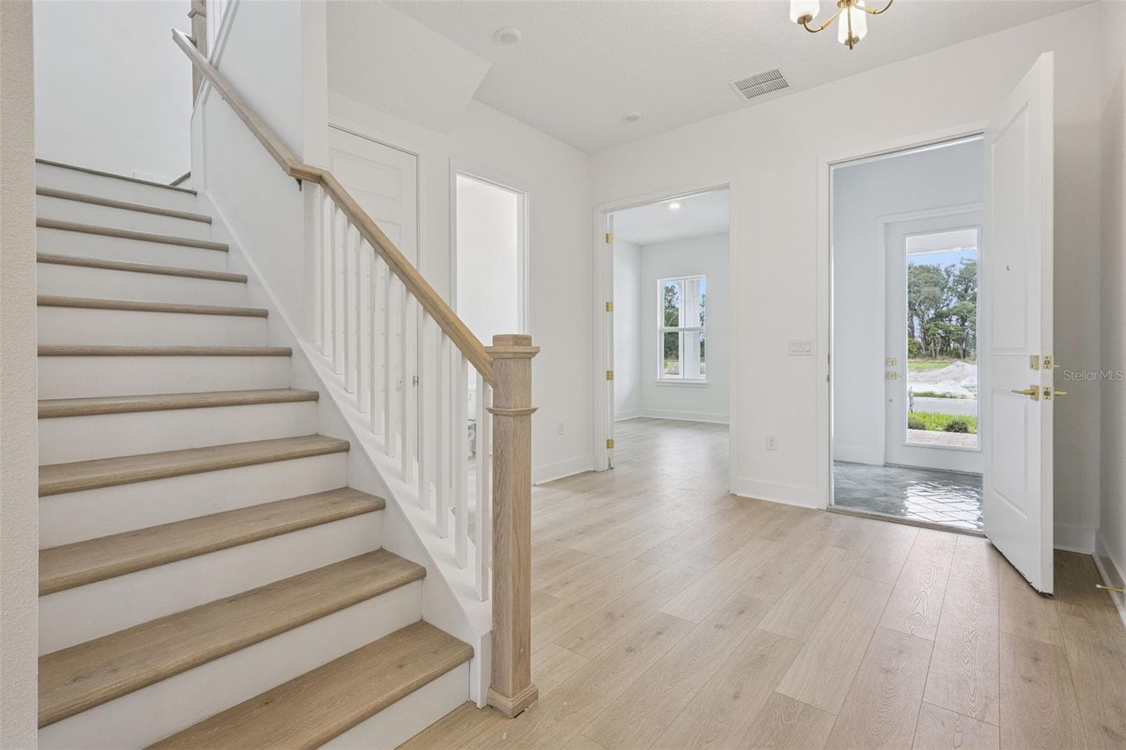 Single Family Residence at 17434 HONEYBELL TANGELO CT, WINTER GARDEN, photo 5 of 60