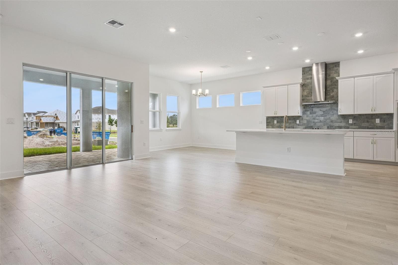 Single Family Residence at 17434 HONEYBELL TANGELO CT, WINTER GARDEN, photo 9 of 60