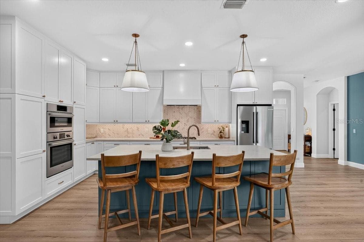 Single Family Residence at 14003 NIGHTHAWK TER, LAKEWOOD RANCH, photo 8 of 41