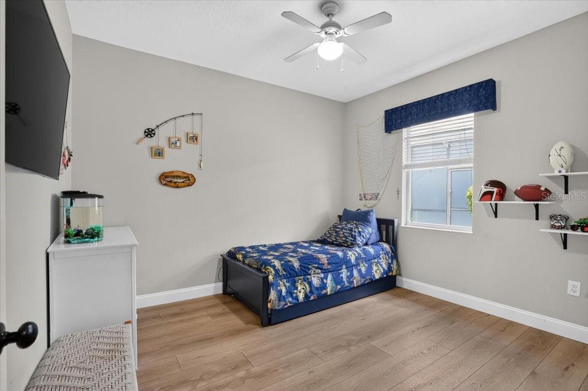 Single Family Residence at 14003 NIGHTHAWK TER, LAKEWOOD RANCH, photo 19 of 41