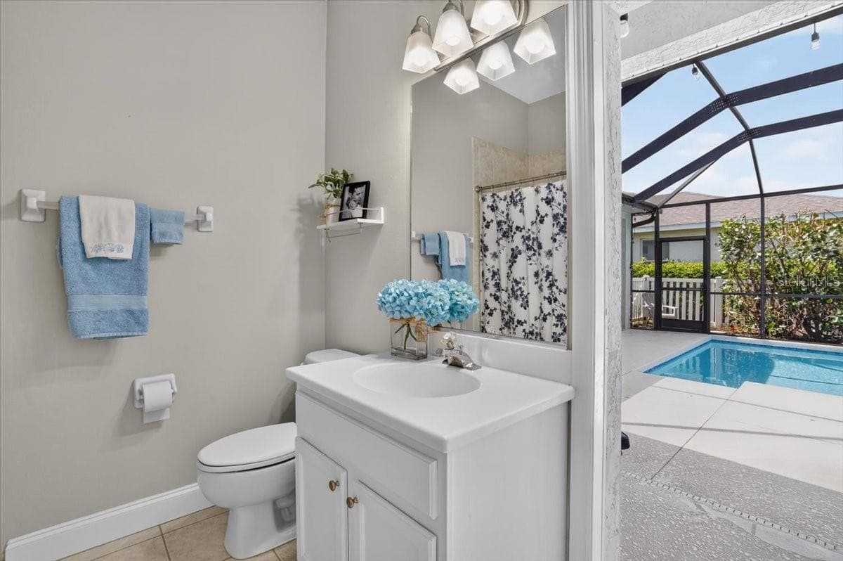 Single Family Residence at 14003 NIGHTHAWK TER, LAKEWOOD RANCH, photo 23 of 41