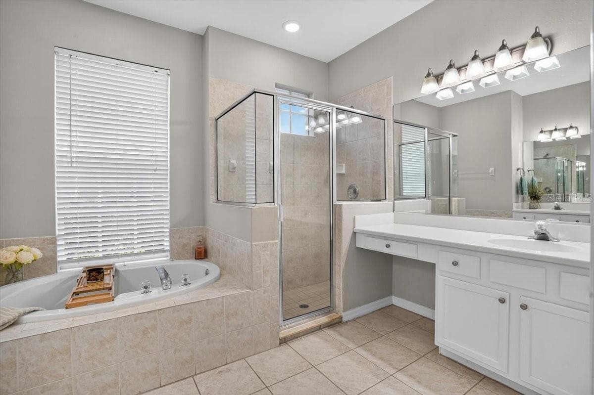 Single Family Residence at 14003 NIGHTHAWK TER, LAKEWOOD RANCH, photo 30 of 41