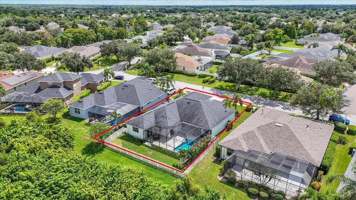 Single Family Residence at 14003 NIGHTHAWK TER, LAKEWOOD RANCH, photo 39 of 41