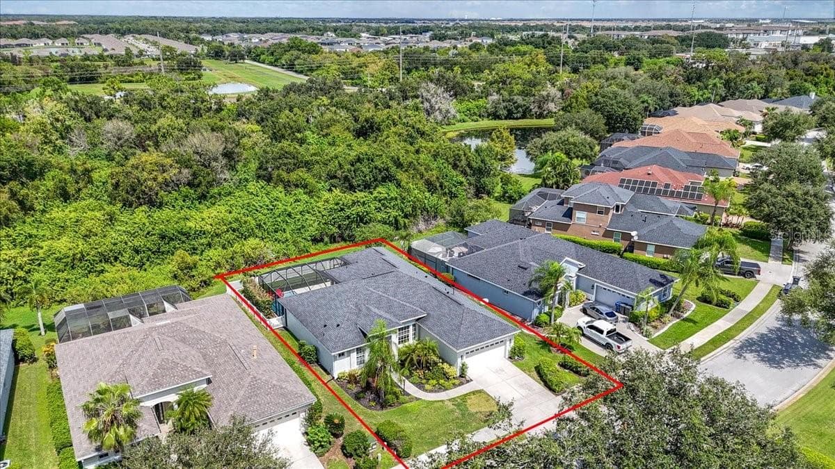 Single Family Residence at 14003 NIGHTHAWK TER, LAKEWOOD RANCH, photo 40 of 41