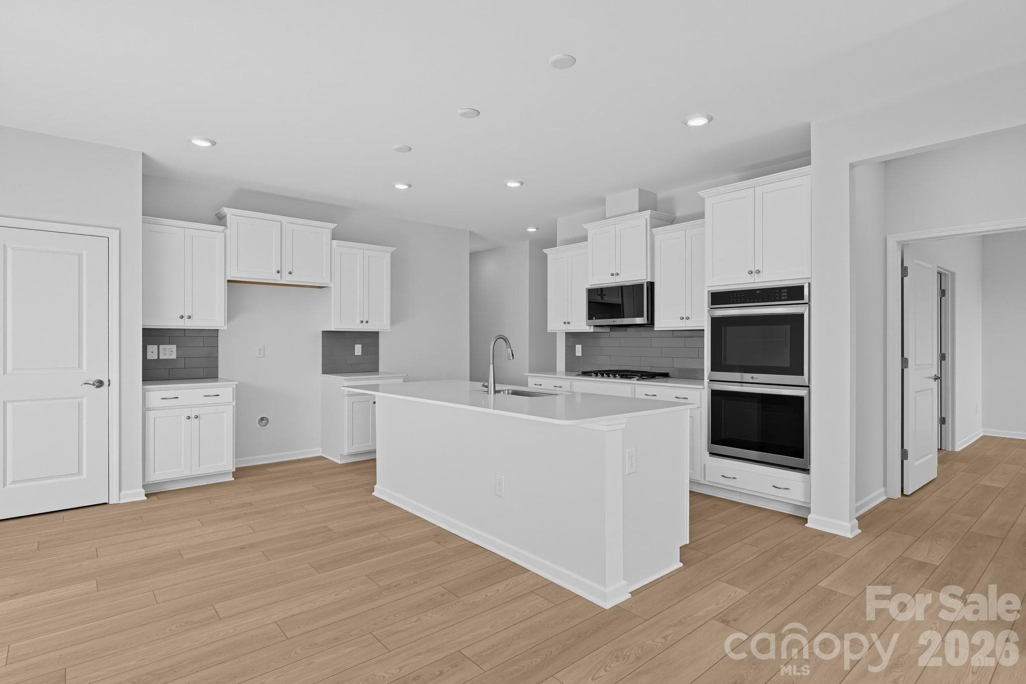 Single Family Residence at 390 Waxhaw Village Road, Lancaster, photo 13 of 31
