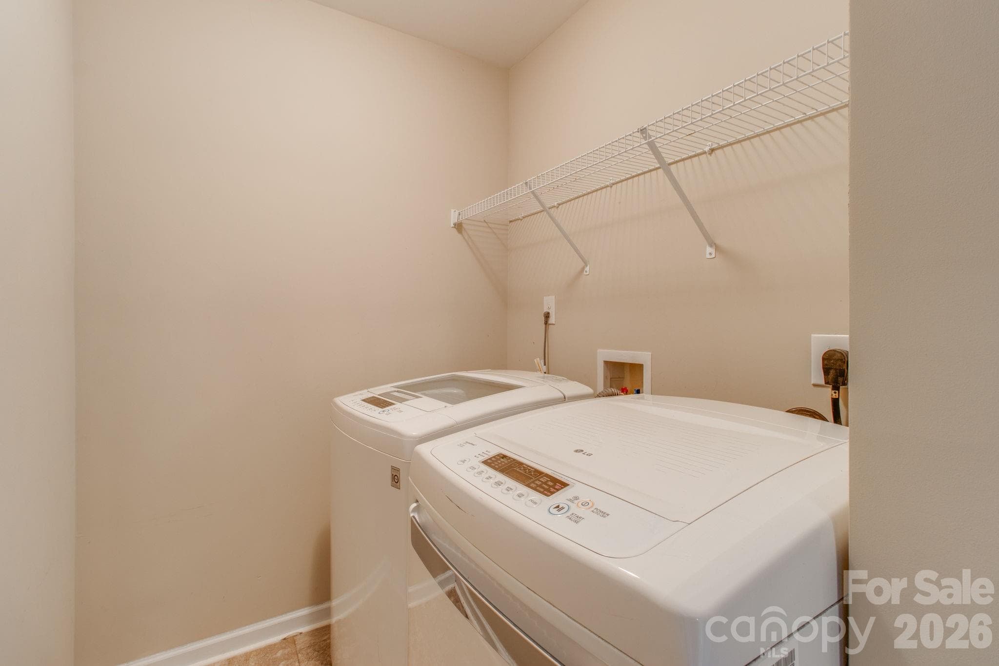 Single Family Residence at 2115 Fieldstone Gate Cove, Monroe, photo 30 of 40