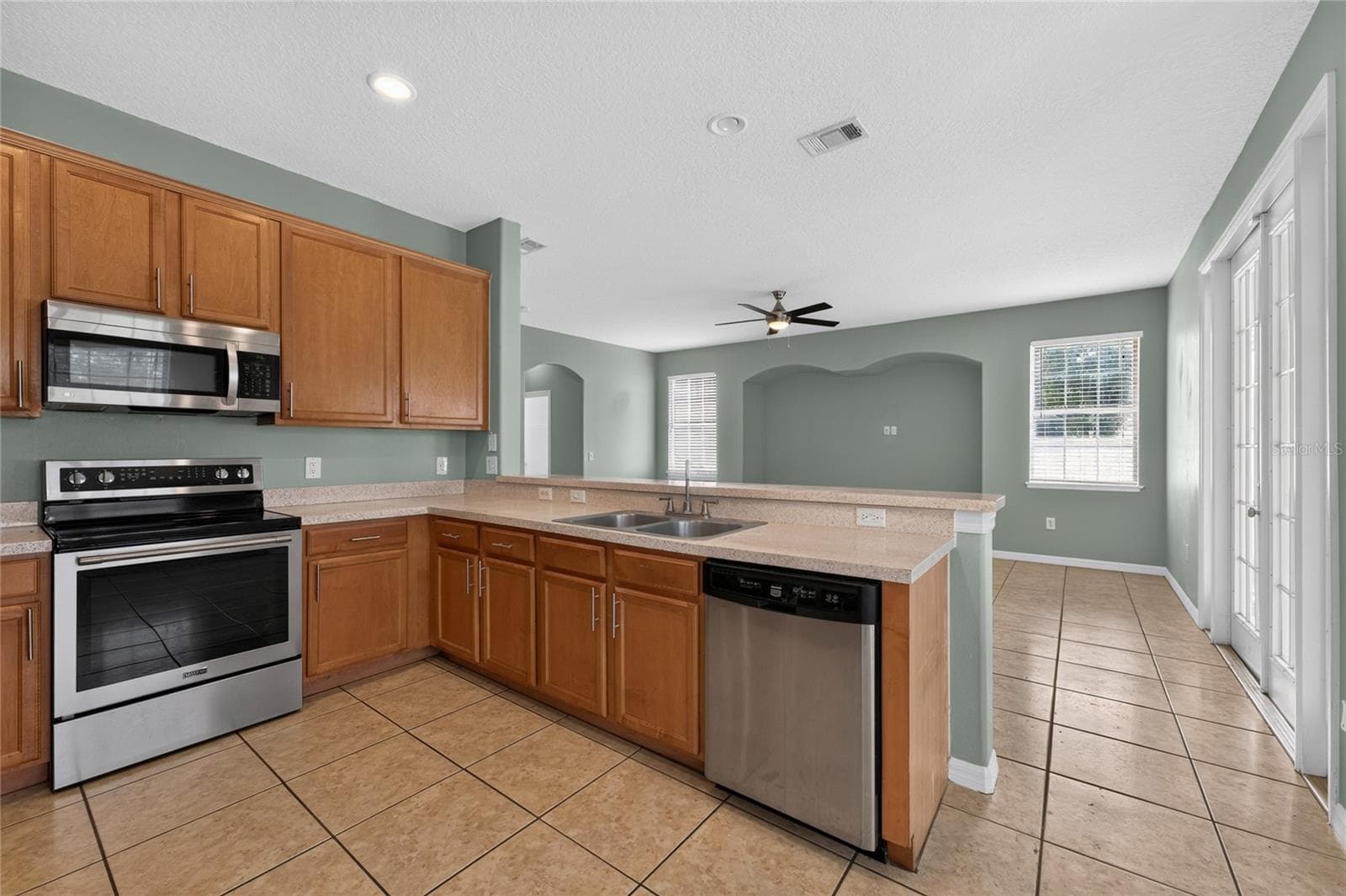 Single Family Residence at 1139 DARNABY WAY, ORLANDO, photo 7 of 35