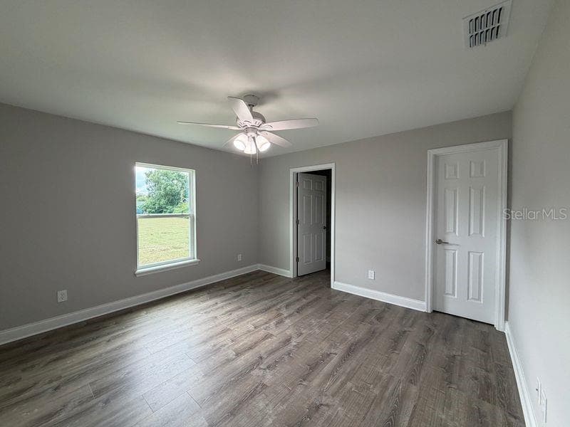 Primary bedroom - 745 N 3RD ST, EAGLE LAKE
