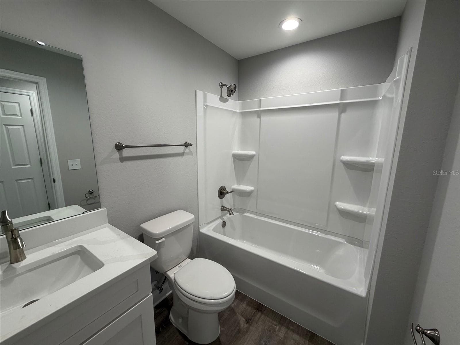 2nd bathroom - 745 N 3RD ST, EAGLE LAKE