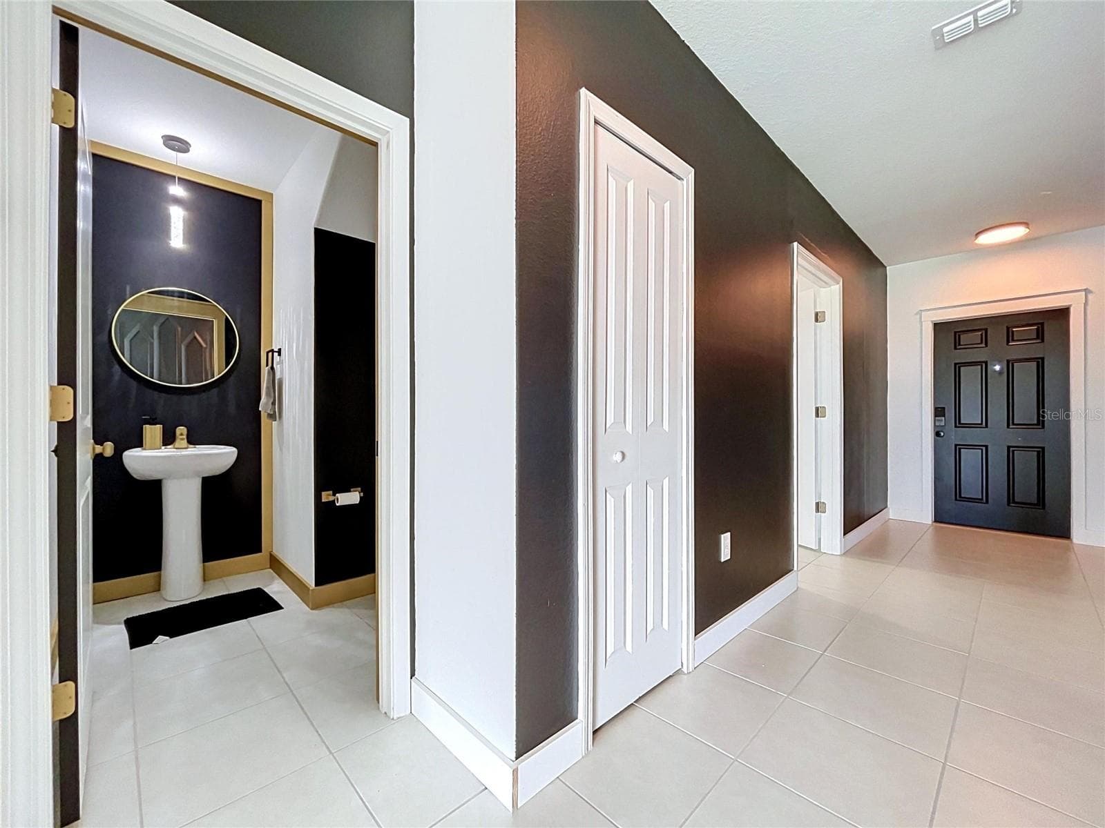 Single Family Residence at 12626 BERGSTROM BAY DR, RIVERVIEW, photo 4 of 29