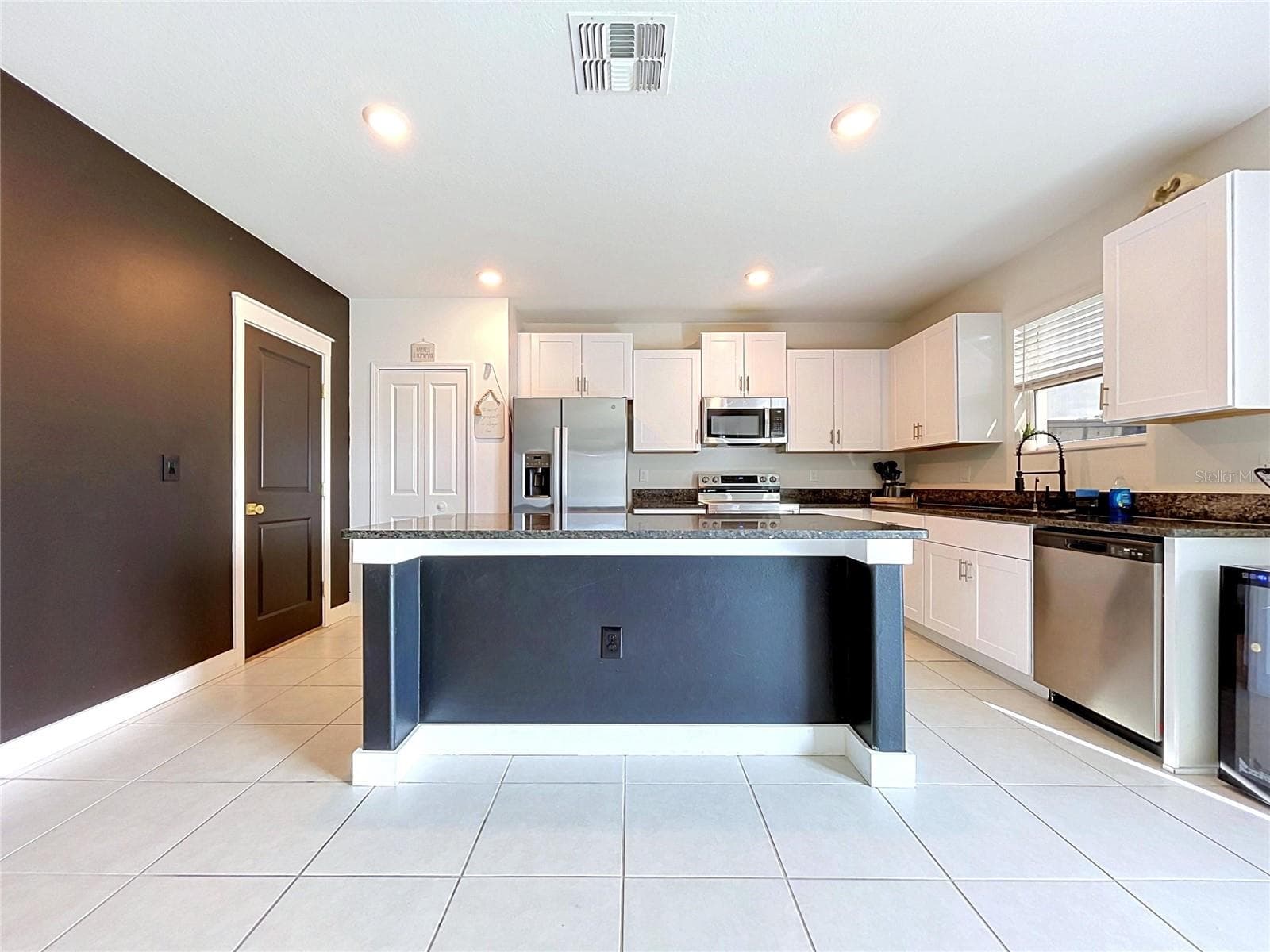 Single Family Residence at 12626 BERGSTROM BAY DR, RIVERVIEW, photo 8 of 29