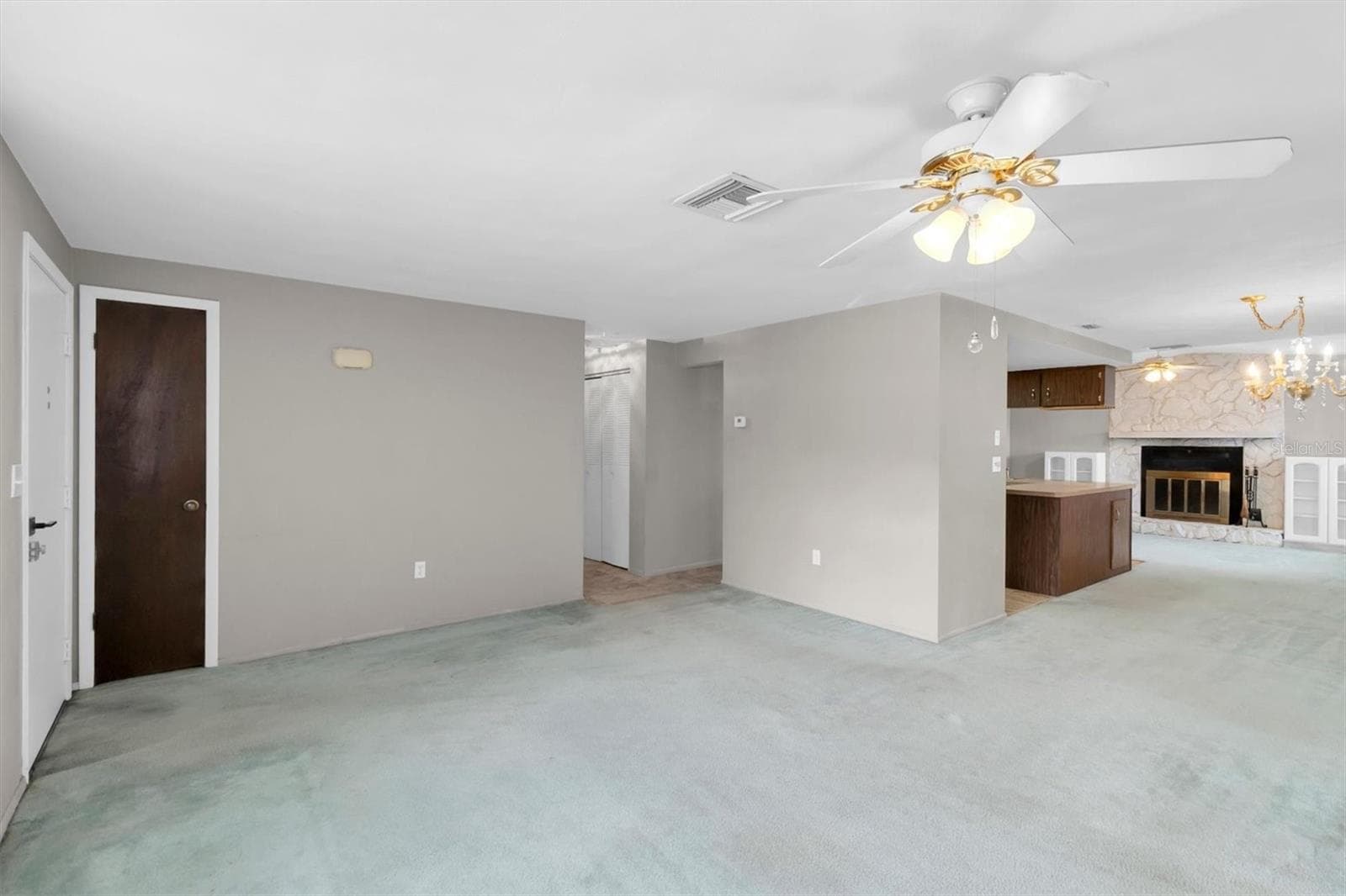 Single Family Residence at 8708 BRIAR PATCH DR, PORT RICHEY, photo 5 of 40