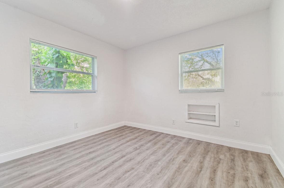 Single Family Residence at 1807 E BOUGAINVILLEA AVE, TAMPA, photo 15 of 41