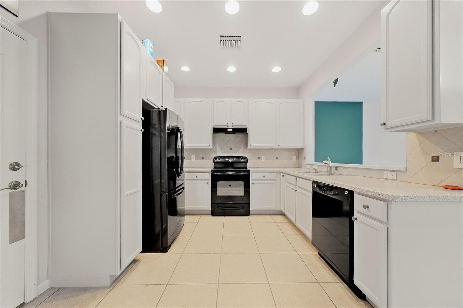 Townhouse at 10647 WHITTINGTON CT, LARGO, photo 15 of 69