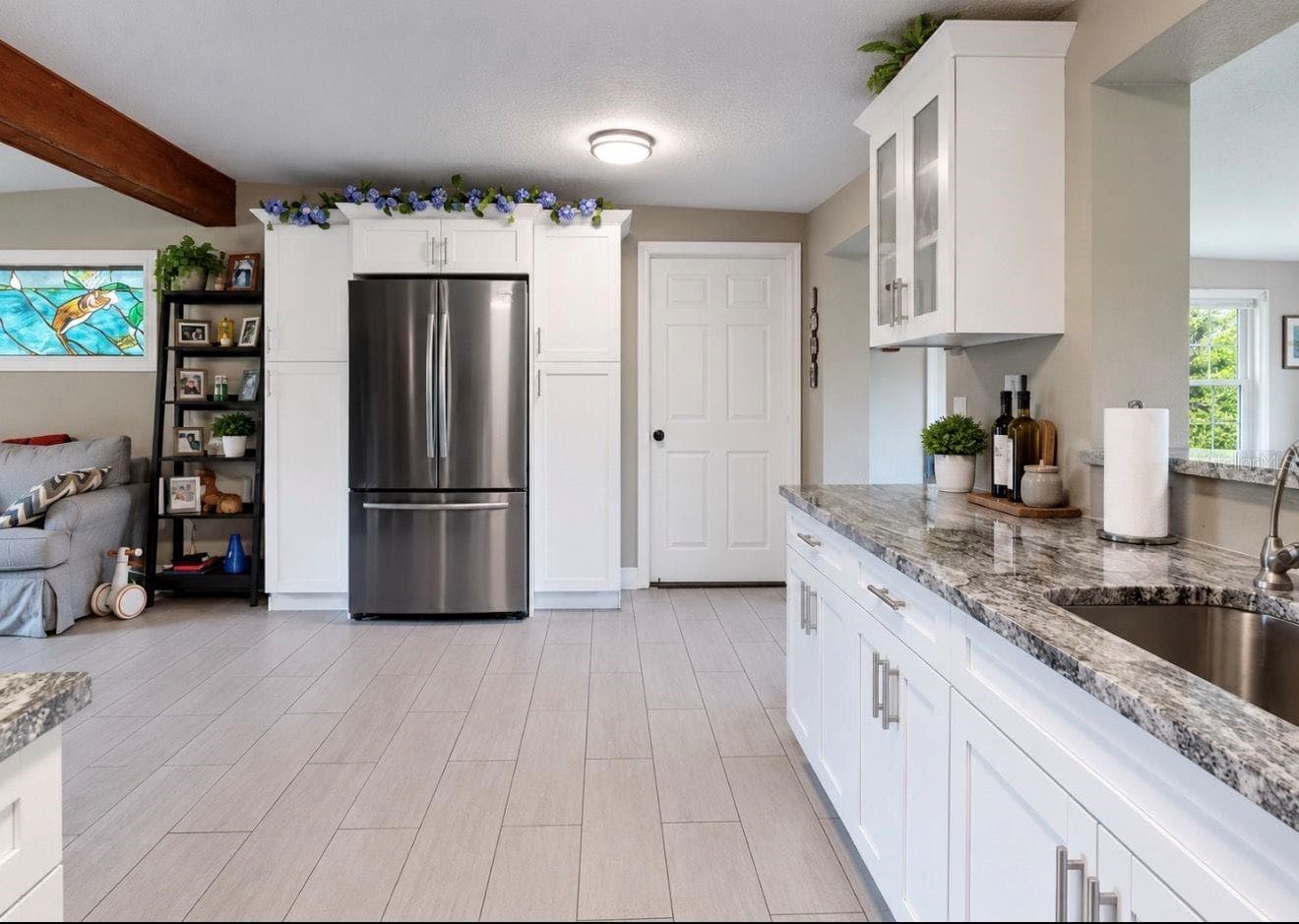 Single Family Residence at 717 W DEER LAKE DR, LUTZ, photo 15 of 39