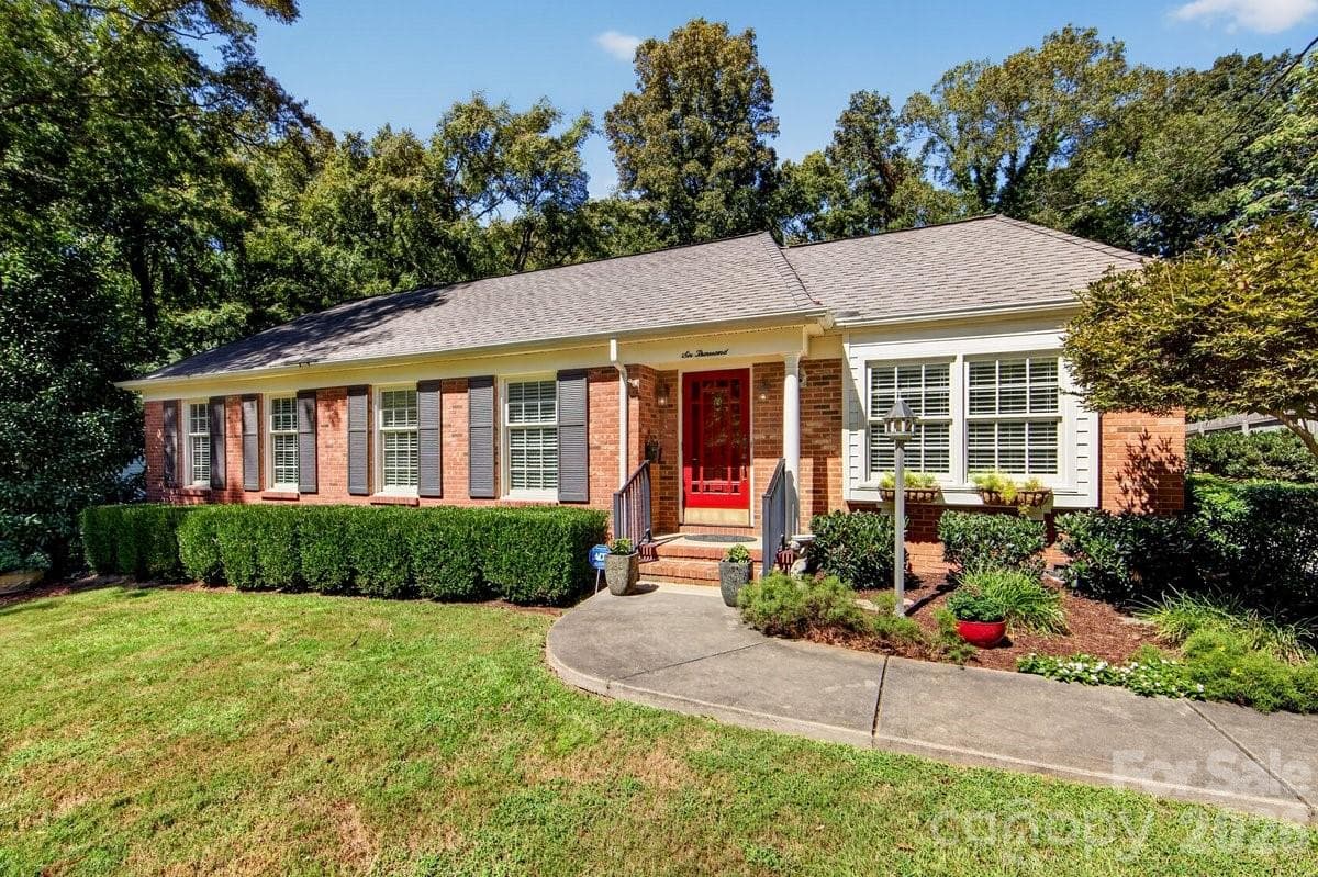 6000 Colchester Place
