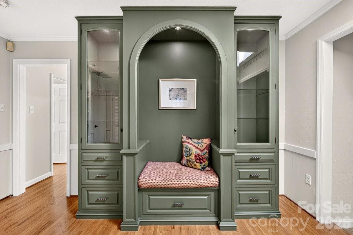 Single Family Residence at 6000 Colchester Place, Charlotte, photo 11 of 35