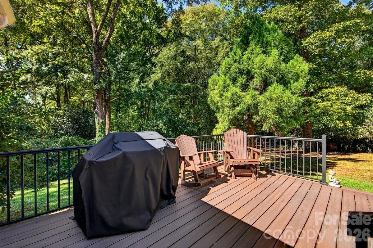 Single Family Residence at 6000 Colchester Place, Charlotte, photo 28 of 35