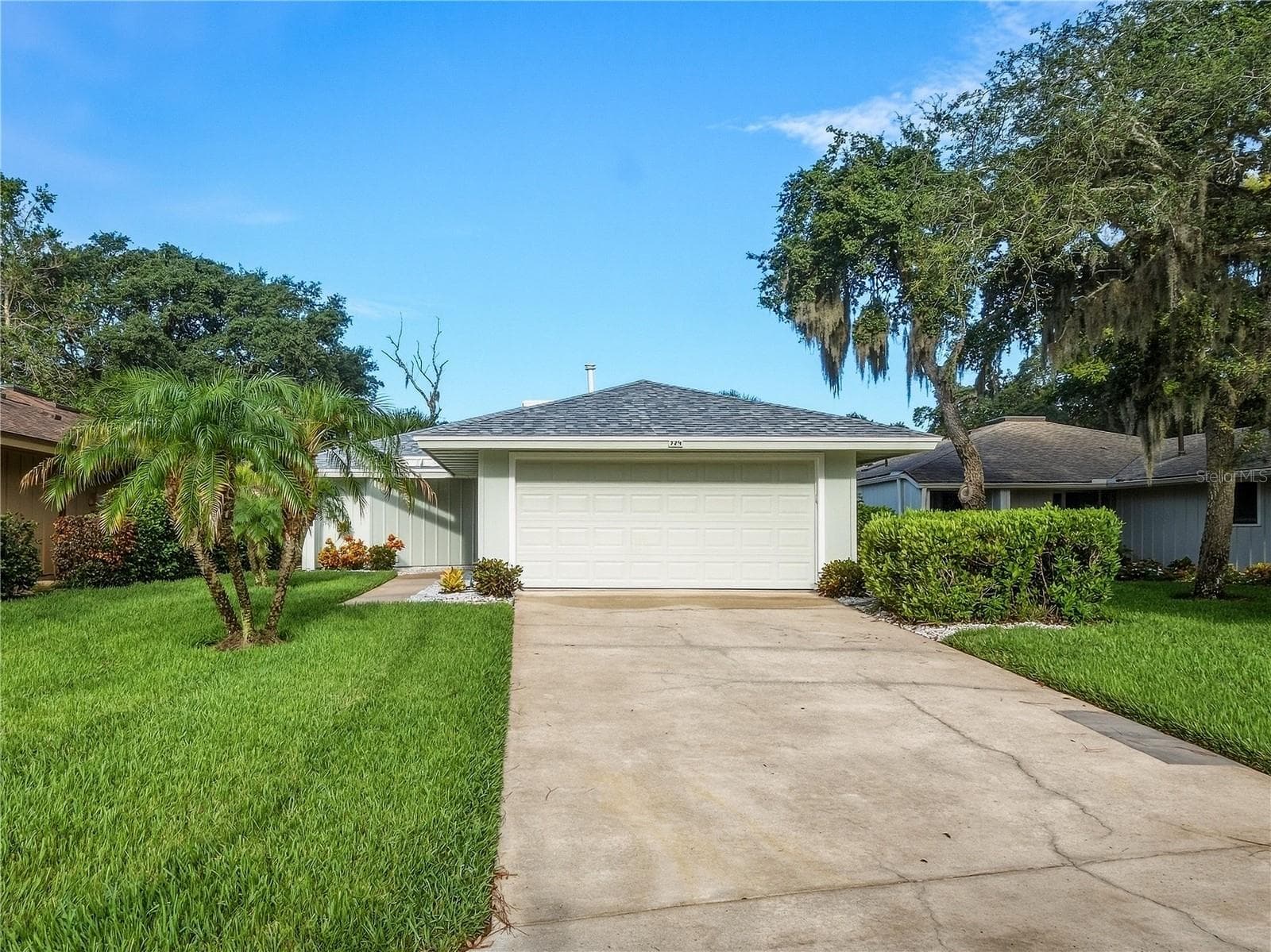 Exterior Front View 2 - 724 ST ANDREWS CIRCLE, NEW SMYRNA BEACH
