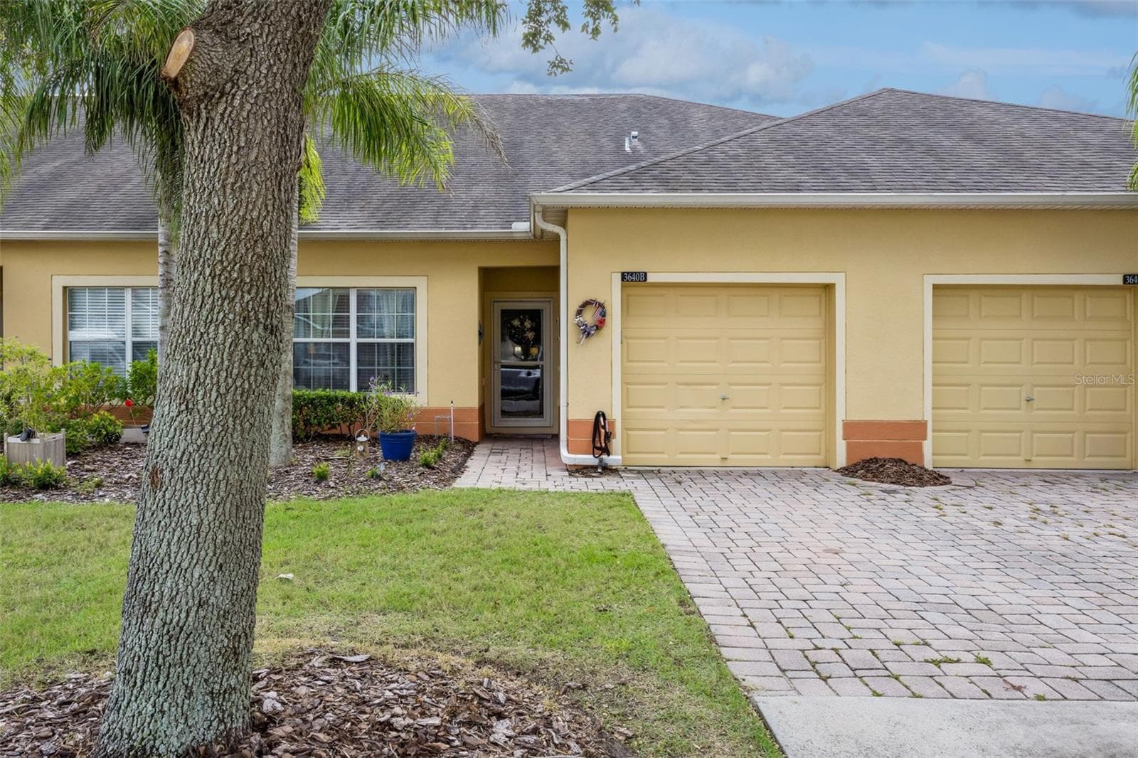 3640 SOLANA CIR #11B