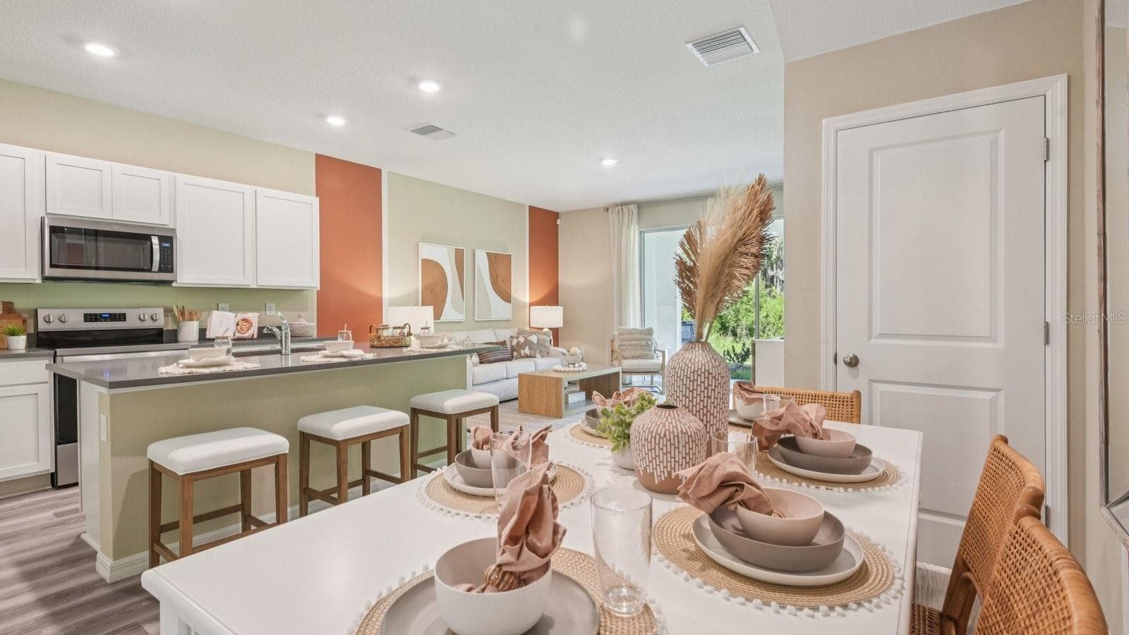 Townhouse at 31209 PAPER BIRCH ST, WESLEY CHAPEL, photo 11 of 33