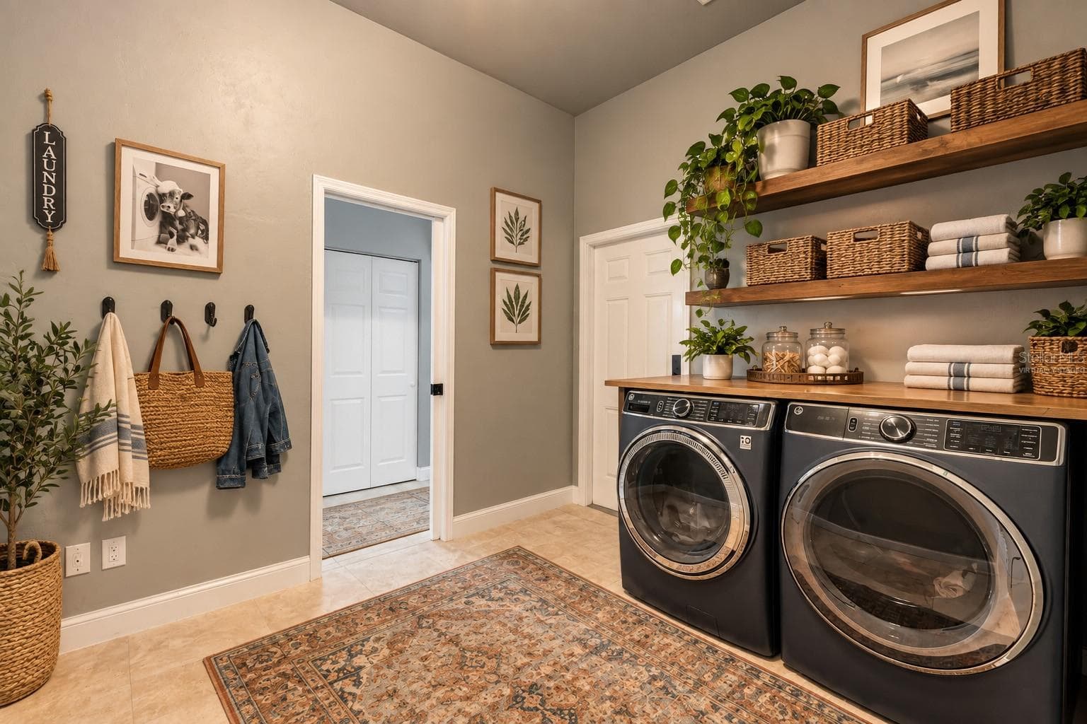 Virtually Staged - 817 BAYRIDGE LANE LN, PORT ORANGE