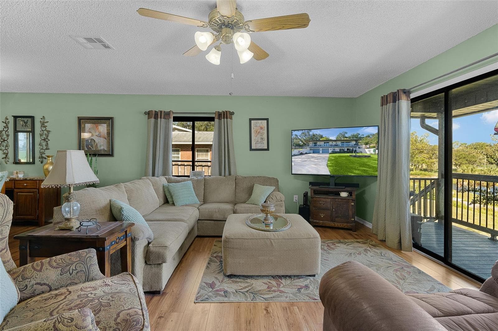 Single Family Residence at 521 E MIRROR LAKE DR, FRUITLAND PARK, photo 33 of 79