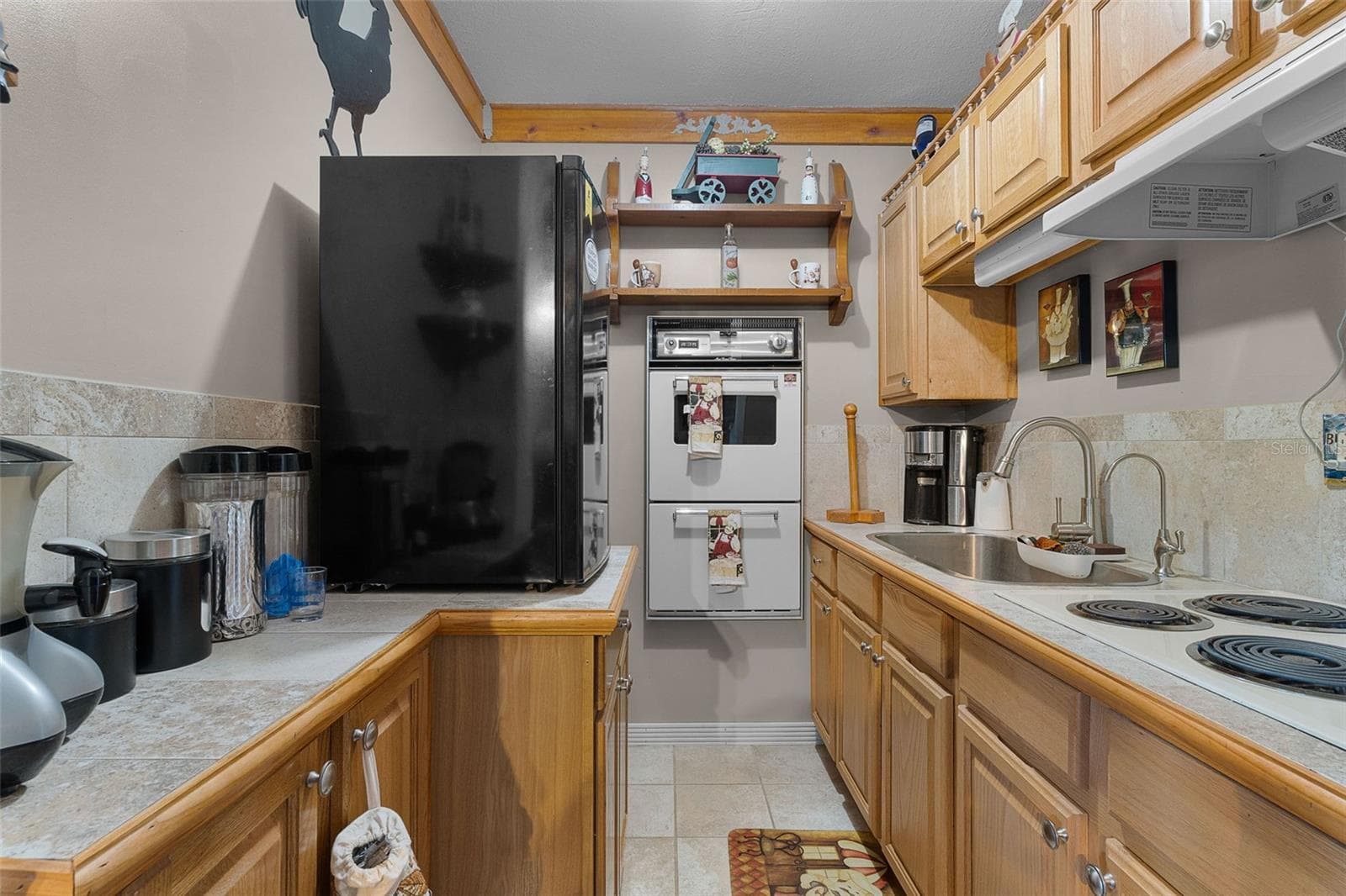 Single Family Residence at 521 E MIRROR LAKE DR, FRUITLAND PARK, photo 42 of 79
