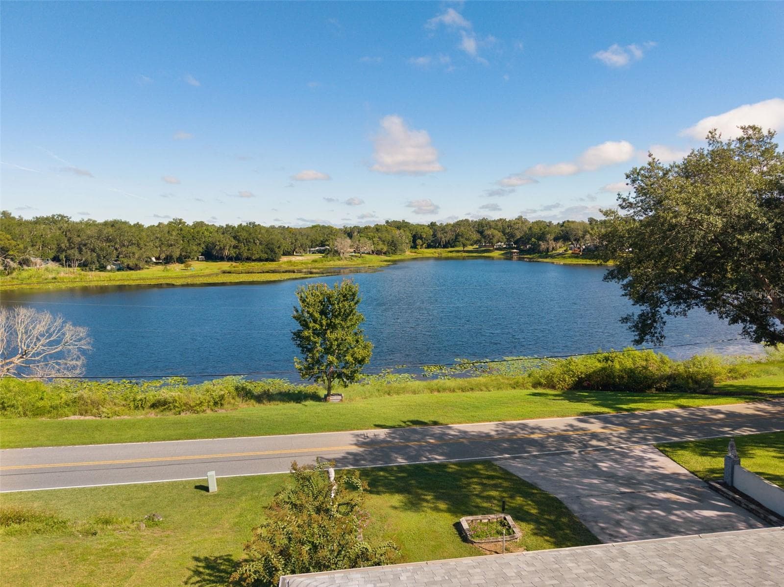 Single Family Residence at 521 E MIRROR LAKE DR, FRUITLAND PARK, photo 61 of 79