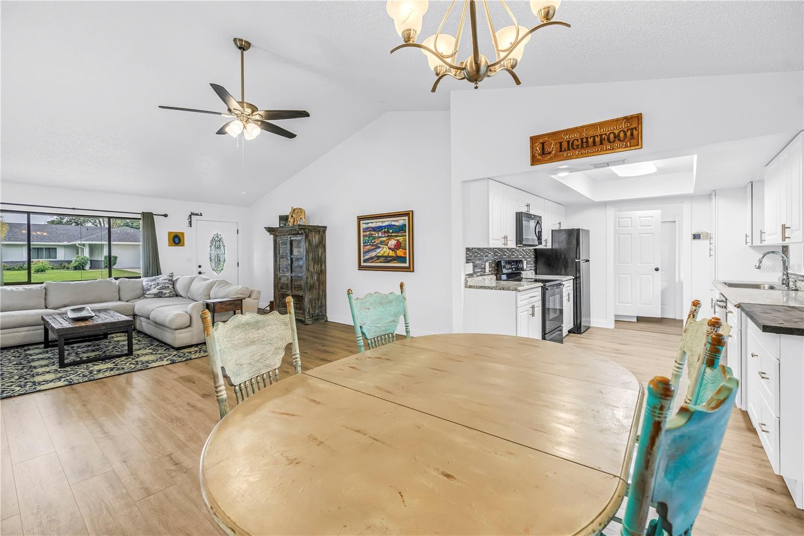 Single Family Residence at 2914 DELROSE DR N, LAKELAND, photo 9 of 43