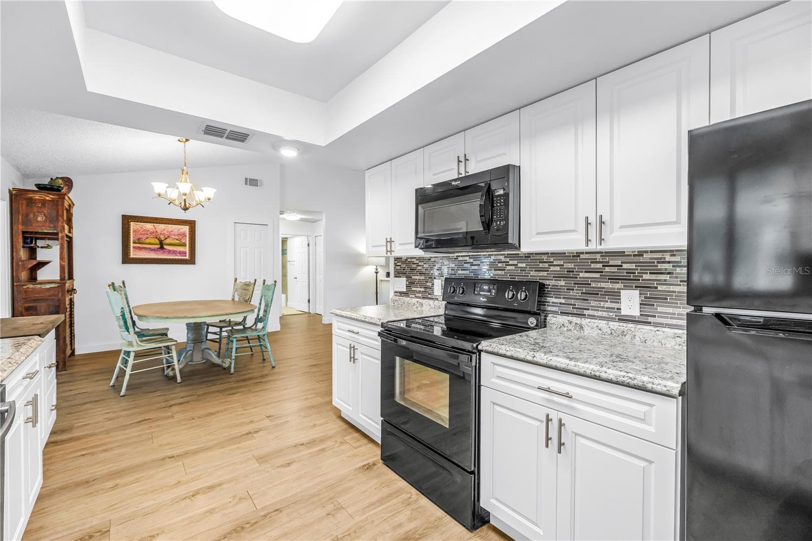 Single Family Residence at 2914 DELROSE DR N, LAKELAND, photo 12 of 43