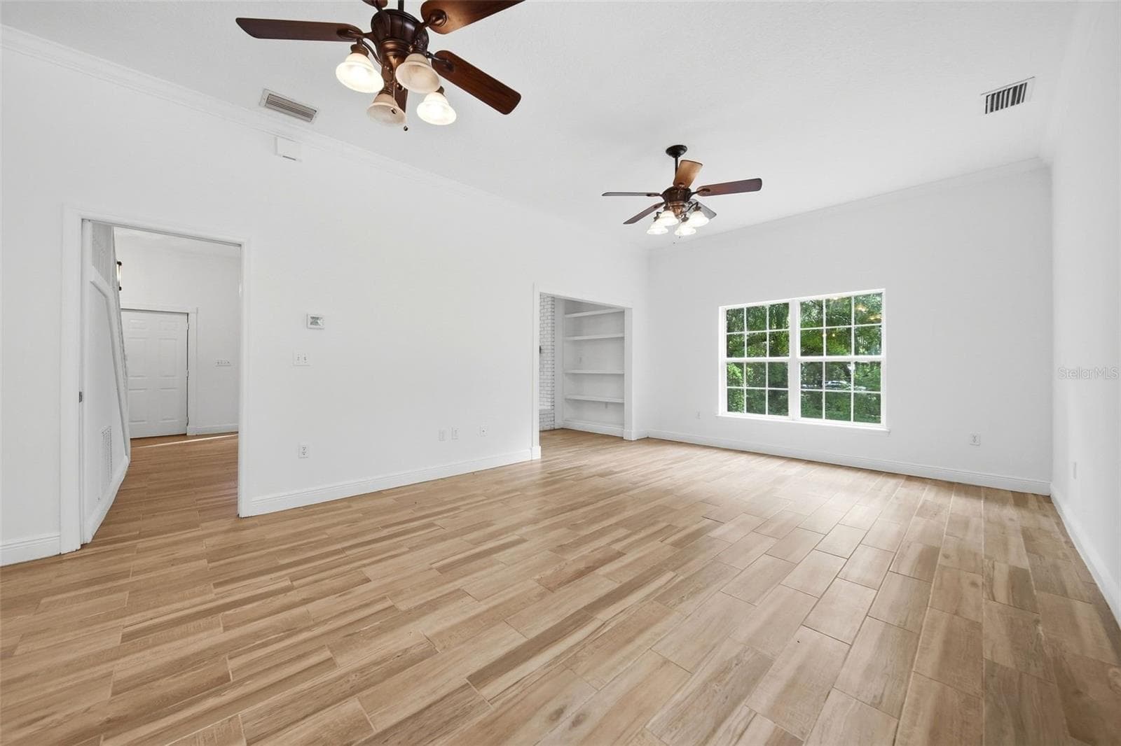Single Family Residence at 4855 LILLIAN BLACK RD, ST CLOUD, photo 14 of 49