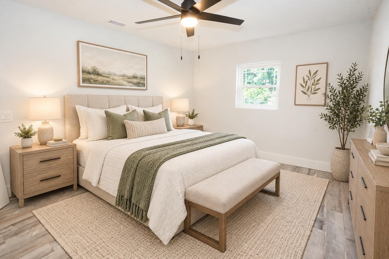 Virtually Staged - 5817 DARTMOUTH AVE N, ST PETERSBURG