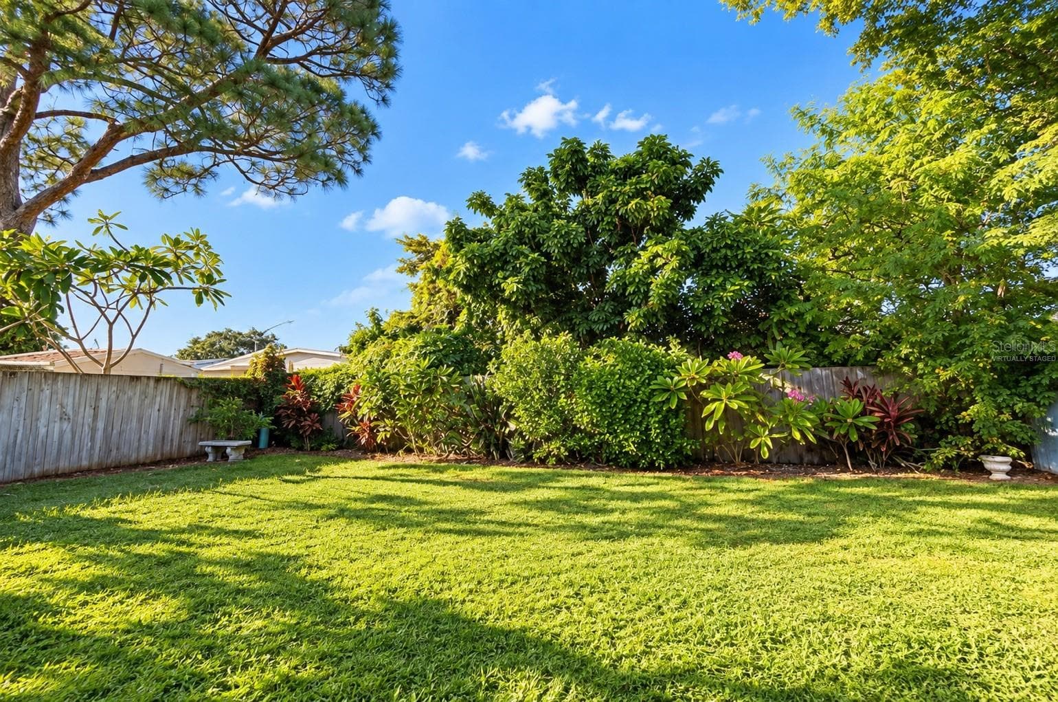 Single Family Residence at 5817 DARTMOUTH AVE N, ST PETERSBURG, photo 17 of 21