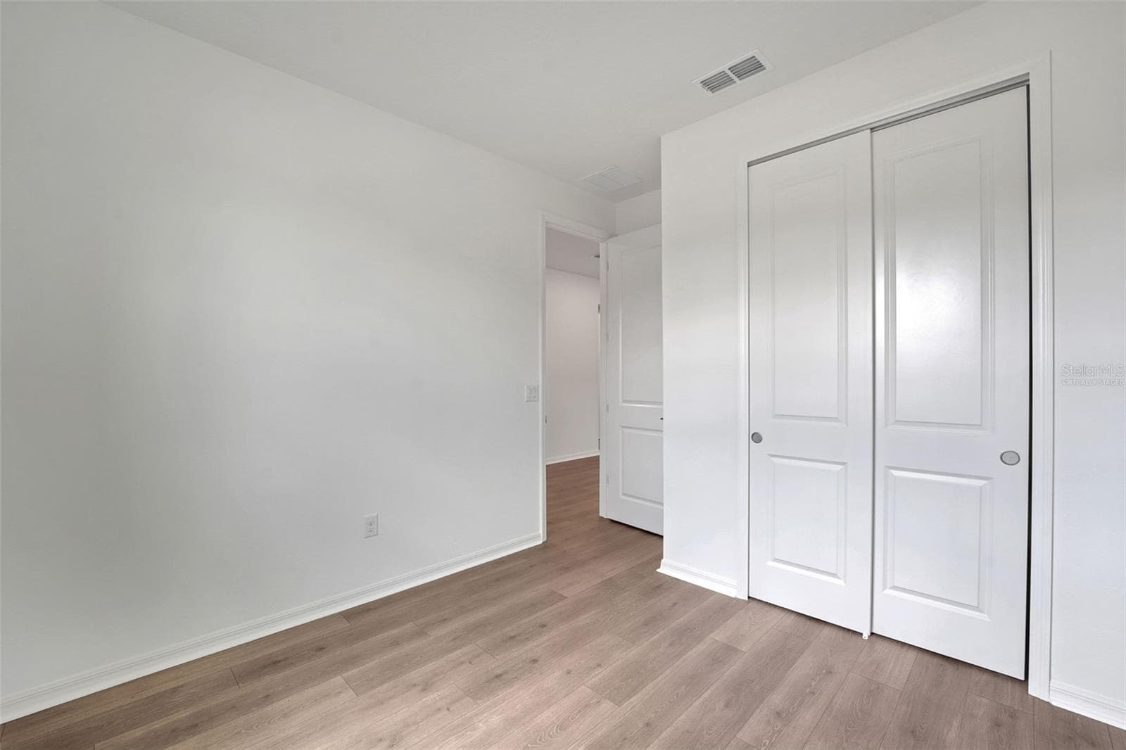 Virtually Staged sample images - 35115 TUSCAN HILL RD, DADE CITY