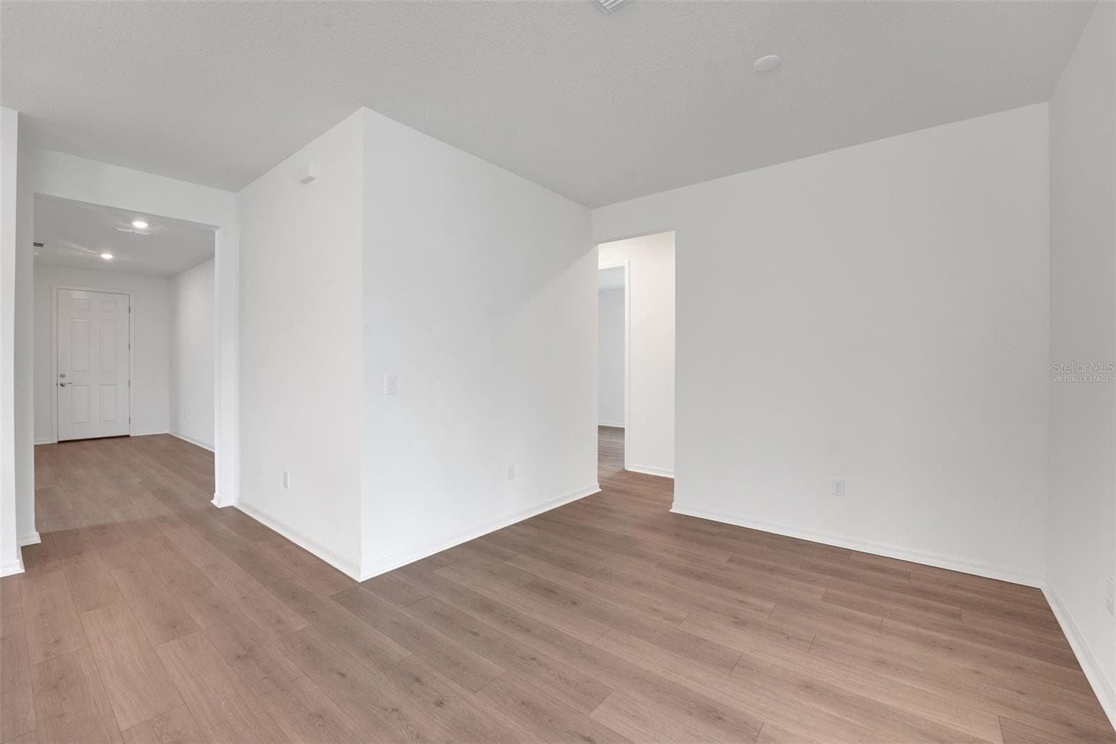 Virtually Staged sample images - 35115 TUSCAN HILL RD, DADE CITY