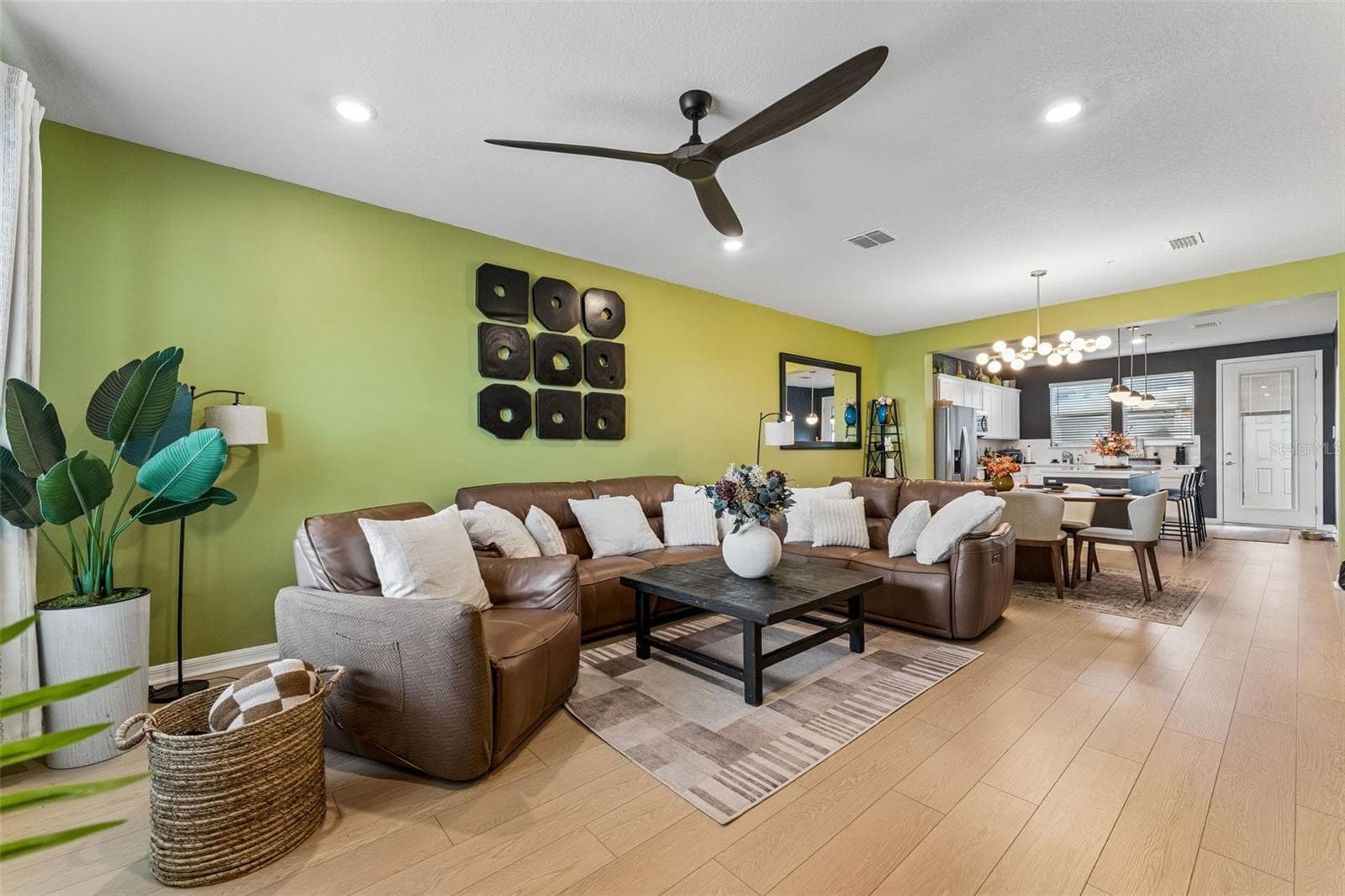 Townhouse at 11139 RISING SUN ST, ORLANDO, photo 3 of 20