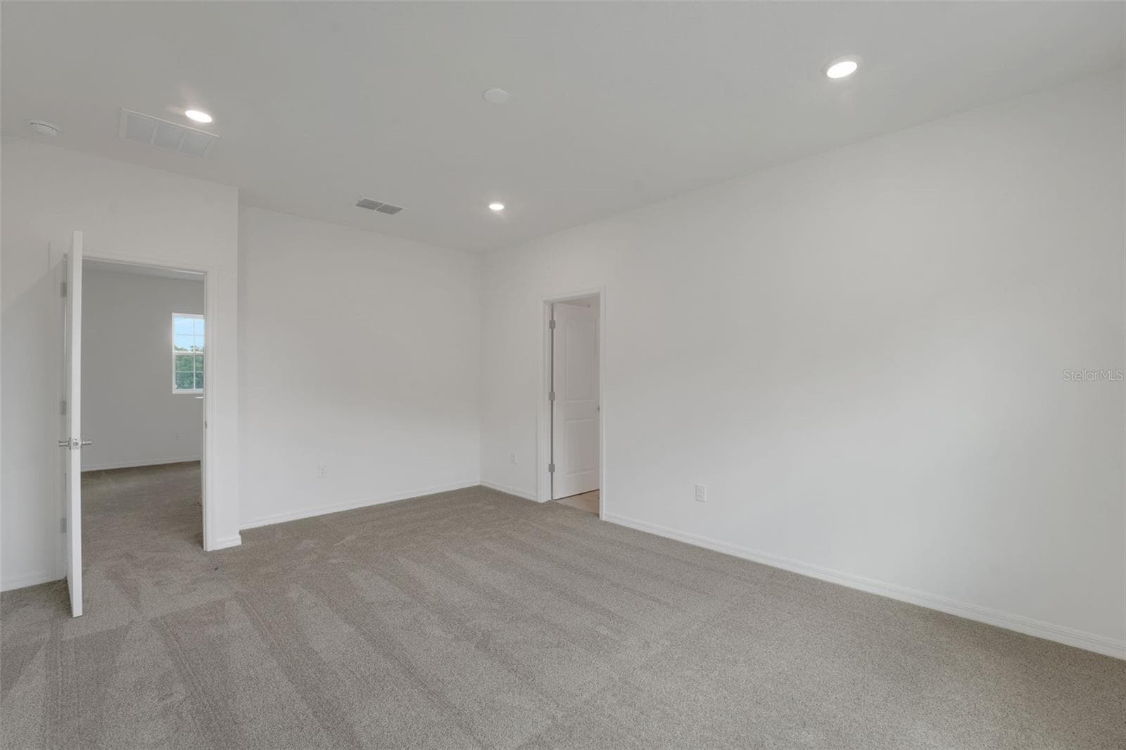 Single Family Residence at 35228 TUSCAN HILL RD, DADE CITY, photo 23 of 38