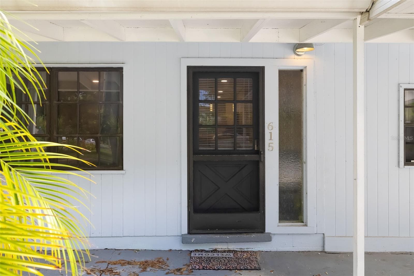 Single Family Residence at 615 S SHADE AVE, SARASOTA, photo 5 of 63