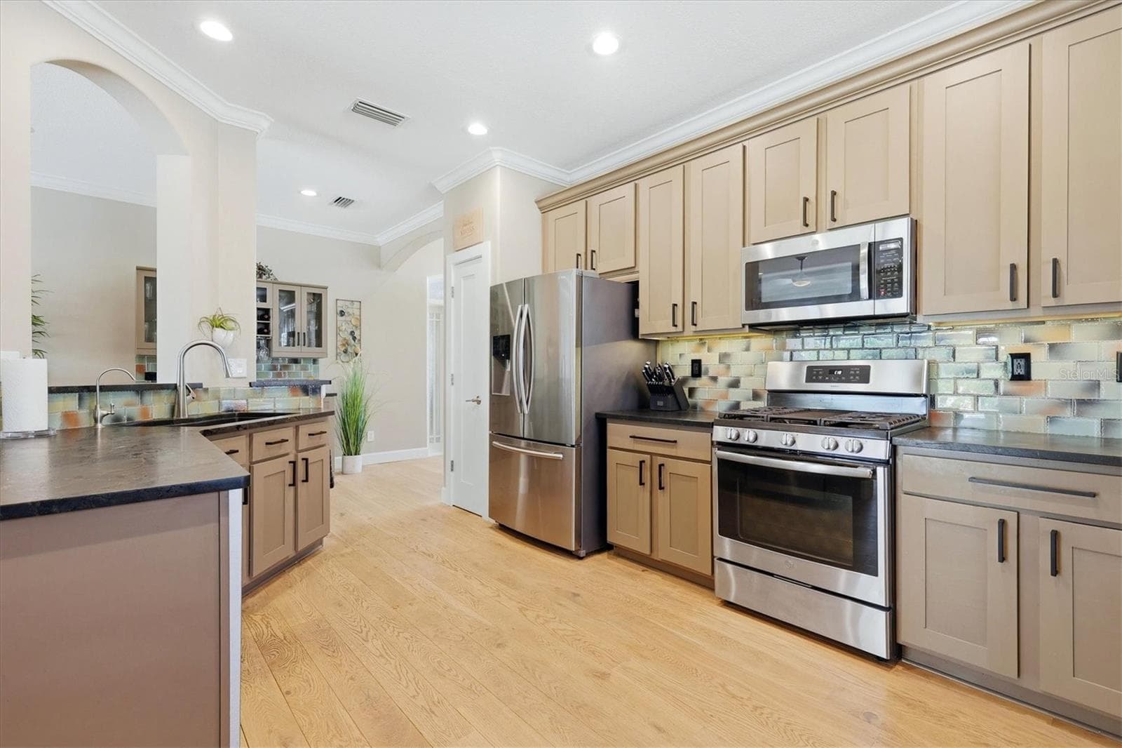 Single Family Residence at 1020 CREEK NINE DR, NORTH PORT, photo 21 of 72