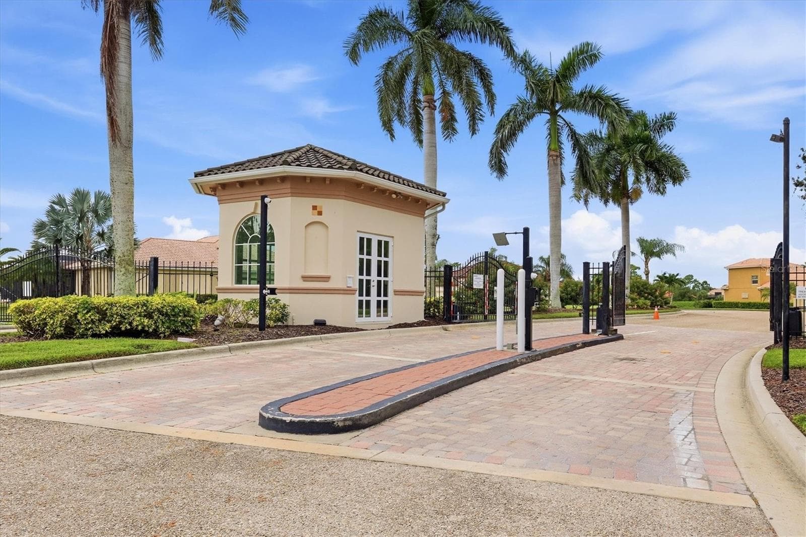Single Family Residence at 1020 CREEK NINE DR, NORTH PORT, photo 56 of 72
