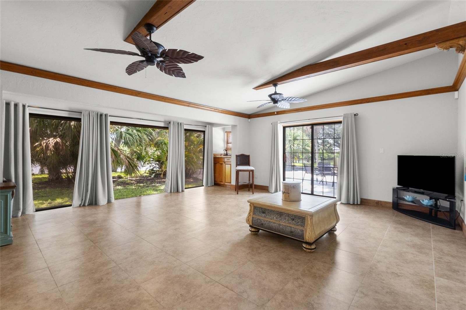 Single Family Residence at 5381 PALOS VERDES DR, SARASOTA, photo 14 of 28