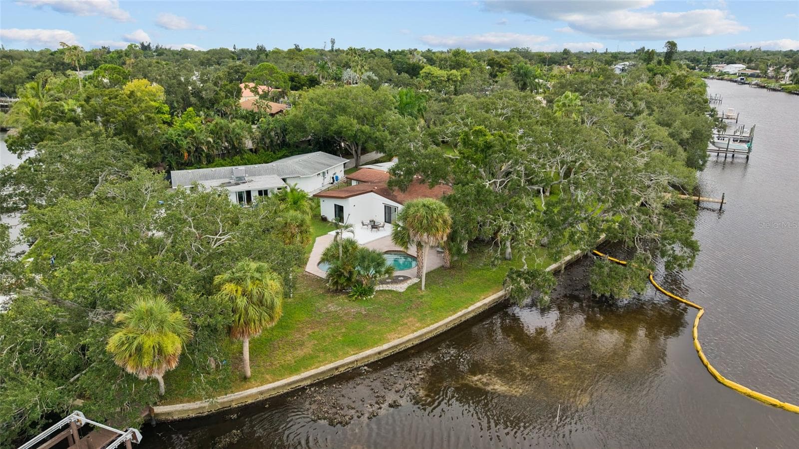 Single Family Residence at 5381 PALOS VERDES DR, SARASOTA, photo 25 of 28
