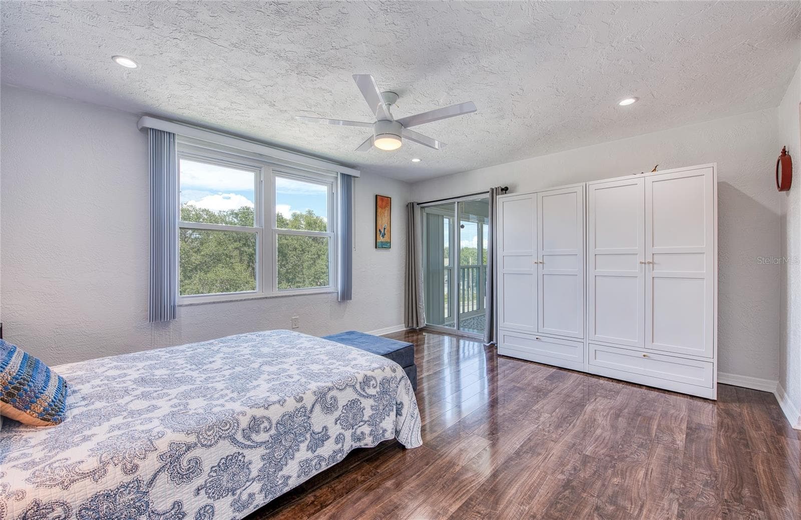 Condominium at 4681 1ST ST NE #301, ST PETERSBURG, photo 11 of 33